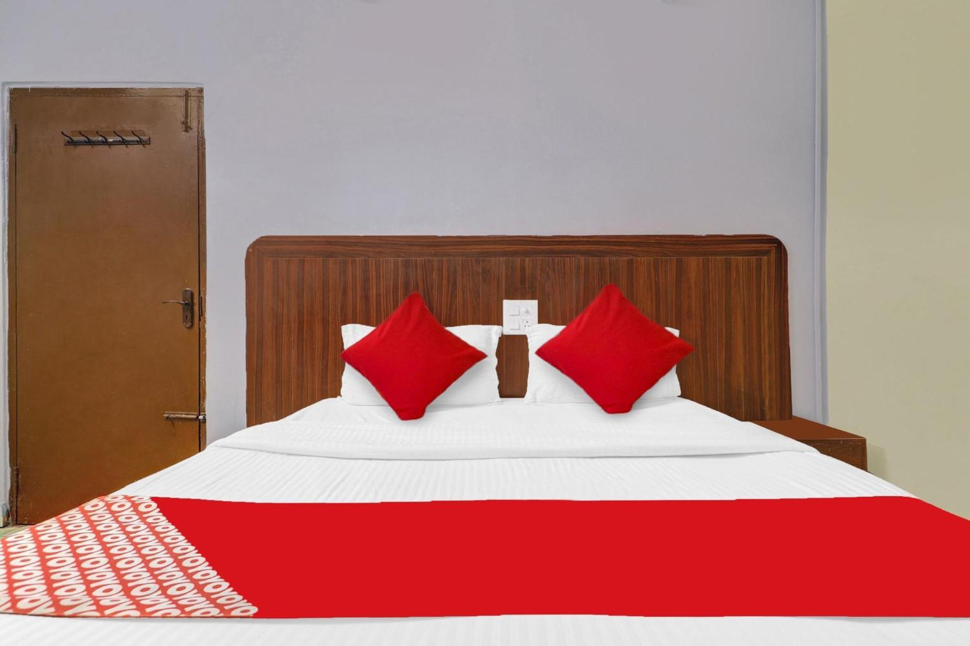 Hotel O Hrr Hotels Near Paradise Circle Secunderabad Екстер'єр фото